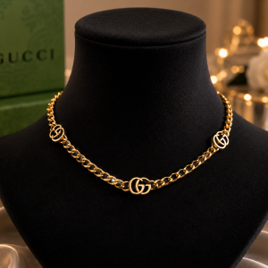 Home gg necklace 3